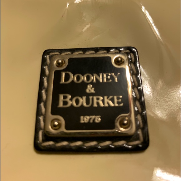 Dooney & Bourke mini bag - Picture 15 of 16